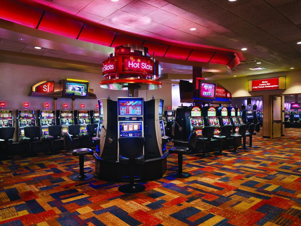Ameristar Casino Hotel East Chicago Extérieur photo